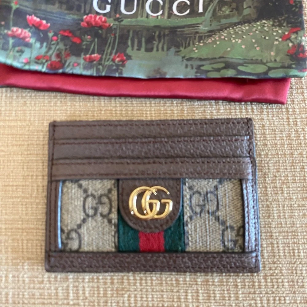 LIKE NEW Gucci Brown GG Card Holder Wallet - Picture 2 of 8